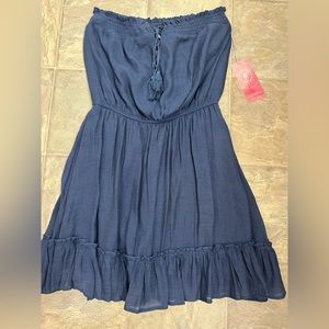 One the land strapless dress